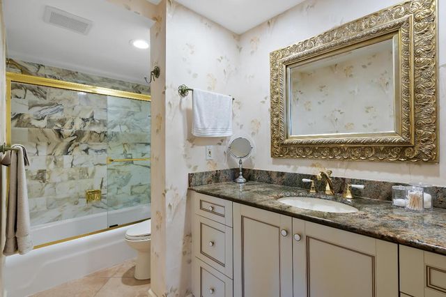 899 Jeffery Street 310, Boca Raton, FL 33487