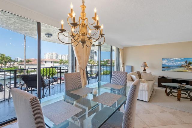 899 Jeffery Street 310, Boca Raton, FL 33487