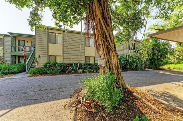1617 BAYHOUSE COURT 121, Sarasota, FL 34231