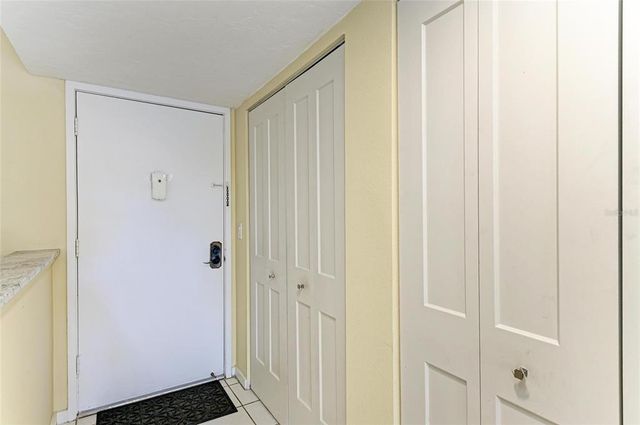 1617 BAYHOUSE COURT 121, Sarasota, FL 34231