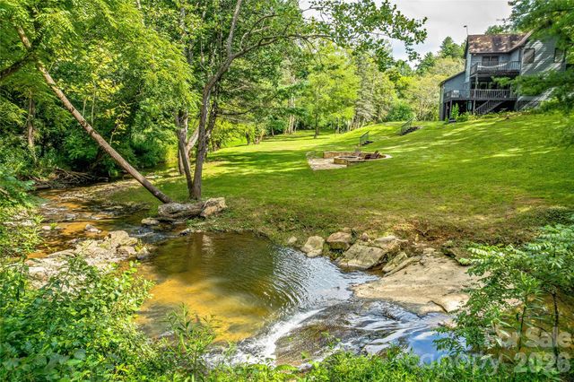 48 Merrell Road, Leicester, NC 28748