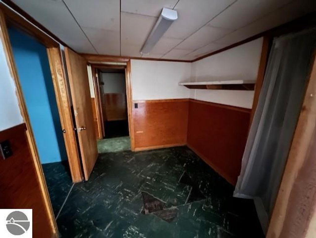 Image 12 of property listing at 109 N Mill Street, St Louis, MI 48880