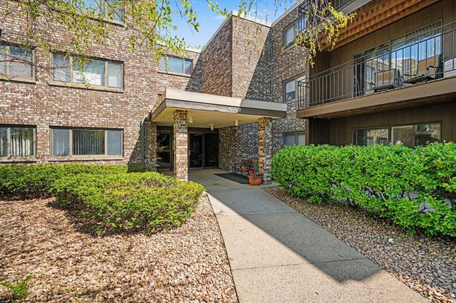 4100 Parklawn Avenue 302, Edina, MN 55435