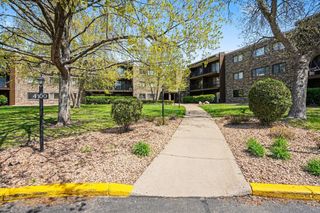 4100 Parklawn Avenue 302, Edina, MN 55435