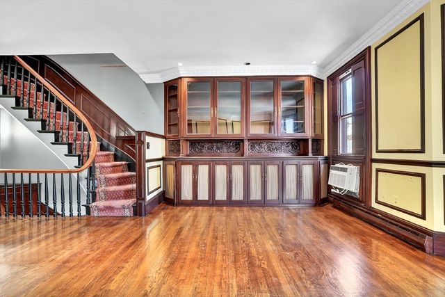 110 Appleton St, Boston, MA 02116