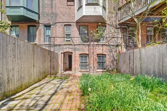 110 Appleton St, Boston, MA 02116