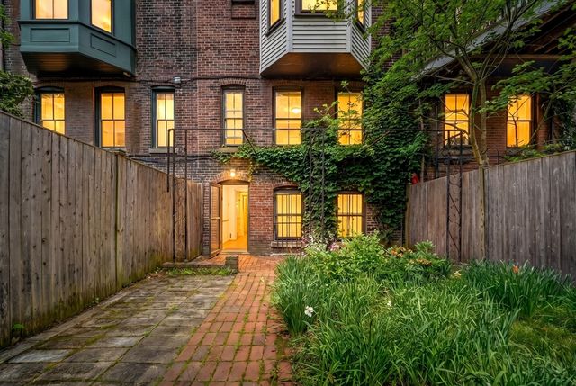 110 Appleton St, Boston, MA 02116