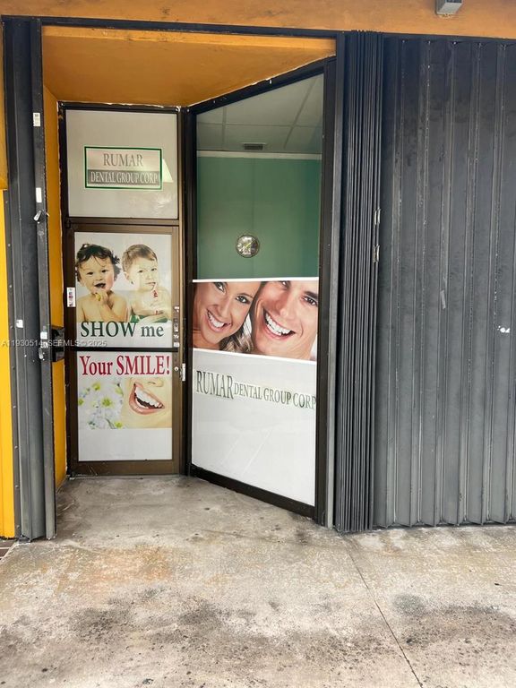 4750 NW 7 ST, Miami, FL 33126