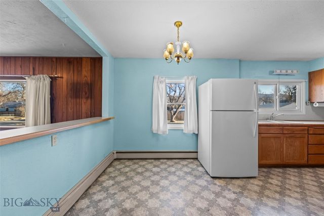 230 S G Street, Livingston, MT 59047