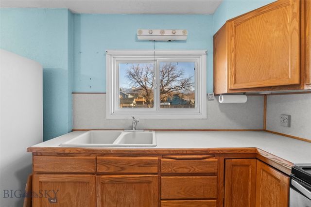 230 S G Street, Livingston, MT 59047
