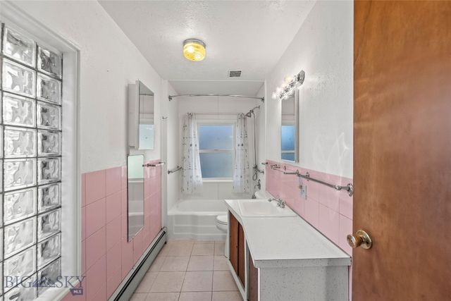 230 S G Street, Livingston, MT 59047