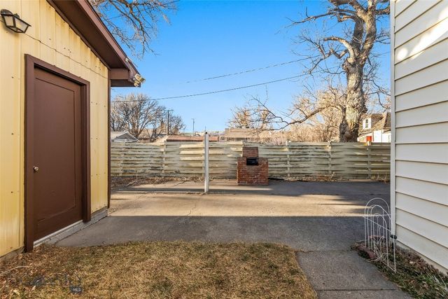 230 S G Street, Livingston, MT 59047