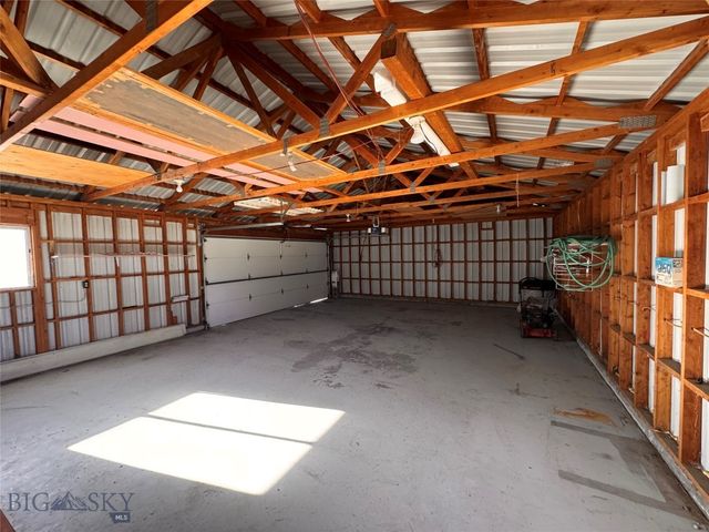 230 S G Street, Livingston, MT 59047