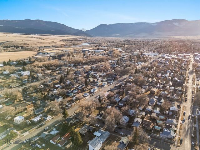 230 S G Street, Livingston, MT 59047