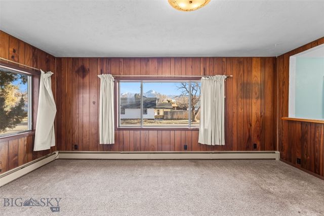 230 S G Street, Livingston, MT 59047