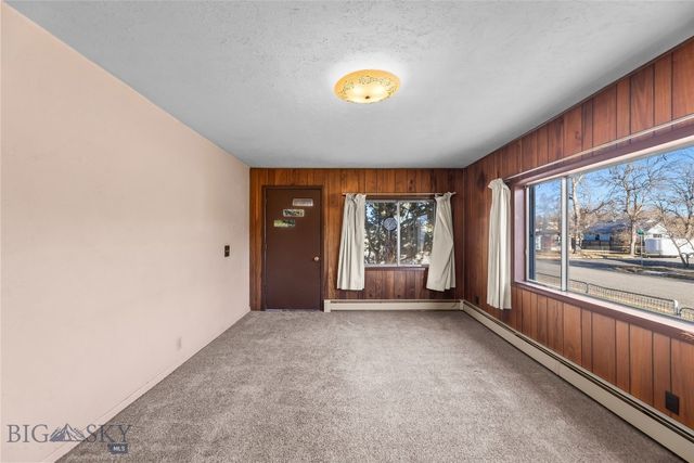 230 S G Street, Livingston, MT 59047