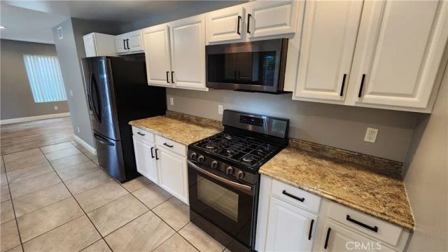 1810 Manzanita Court, Vista, CA 92083