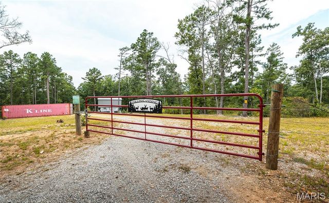 11011 Rivercrest Drive, Potosi, MO 63660