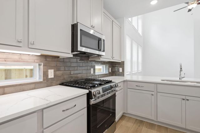 12846 Meadow Wind Way, Conroe, TX 77302