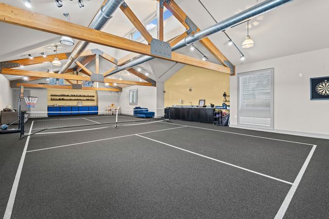 2390 White Oak Drive, Northbrook, IL 60062