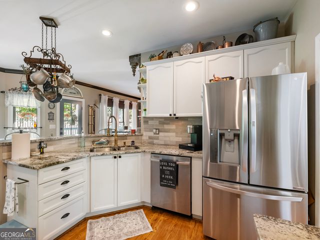 1037 Sugar Pike Way, Canton, GA 30115