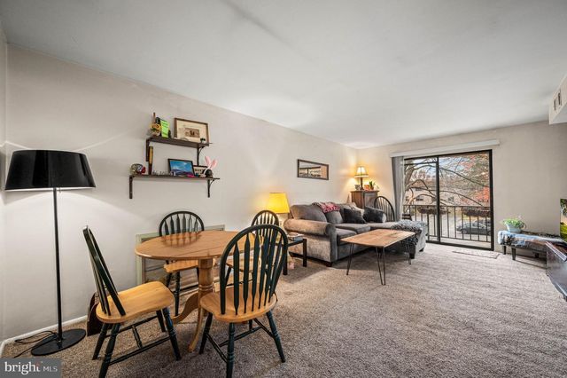 338-B SAYBROOK LN, Wallingford, PA 19086