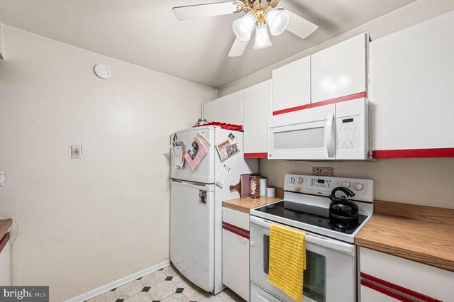 338-B SAYBROOK LN, Wallingford, PA 19086