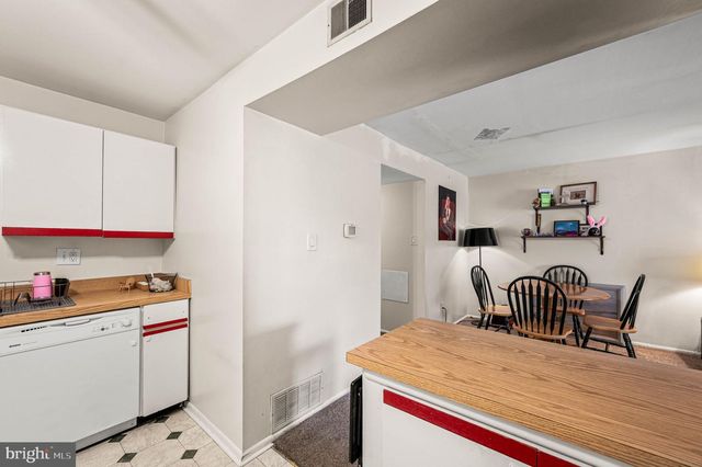 338-B SAYBROOK LN, Wallingford, PA 19086