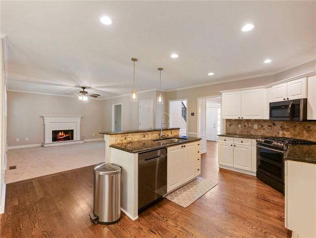 2462 Kaley Walk NW, Kennesaw, GA 30152