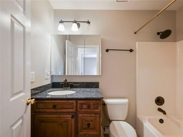 2462 Kaley Walk NW, Kennesaw, GA 30152
