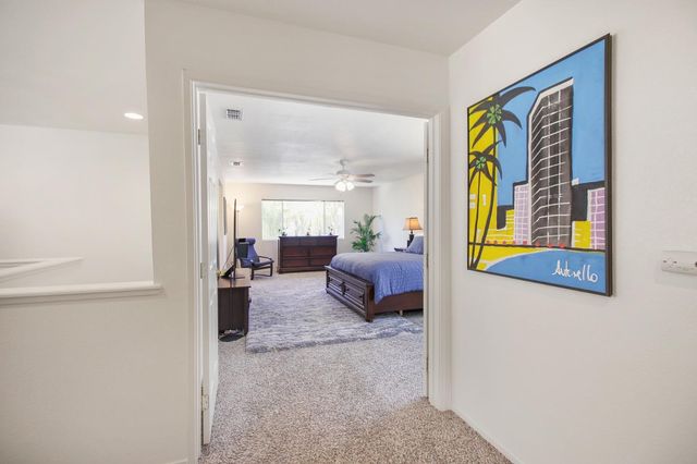 11568 Pyrites Ct, Gold River, CA 95670