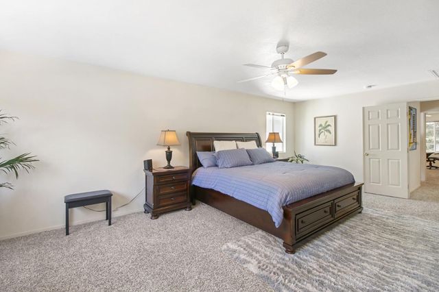 11568 Pyrites Ct, Gold River, CA 95670