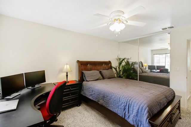 11568 Pyrites Ct, Gold River, CA 95670