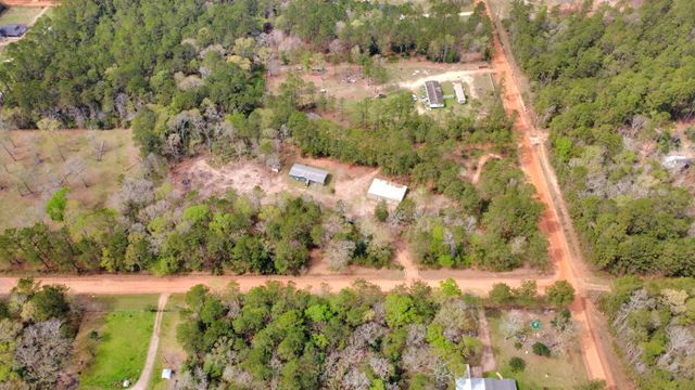 50 S Oak Dr, Cleveland, TX 77328