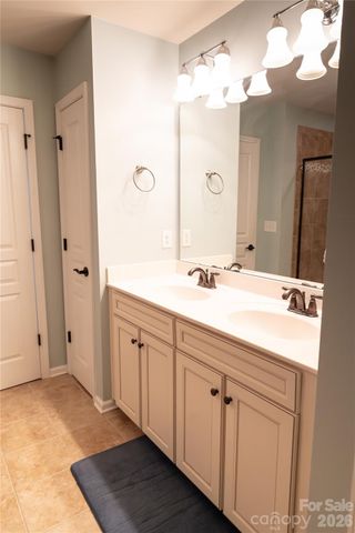 1839 Royal Gorge Avenue, Charlotte, NC 28210