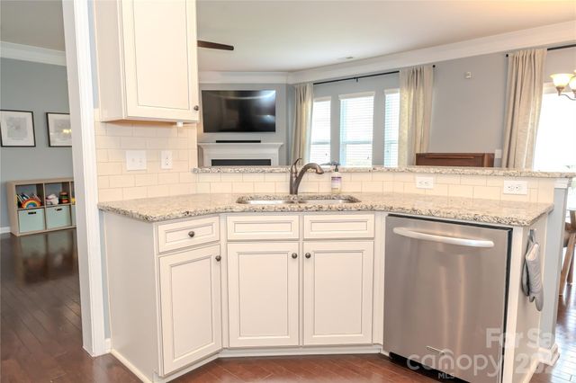 1839 Royal Gorge Avenue, Charlotte, NC 28210