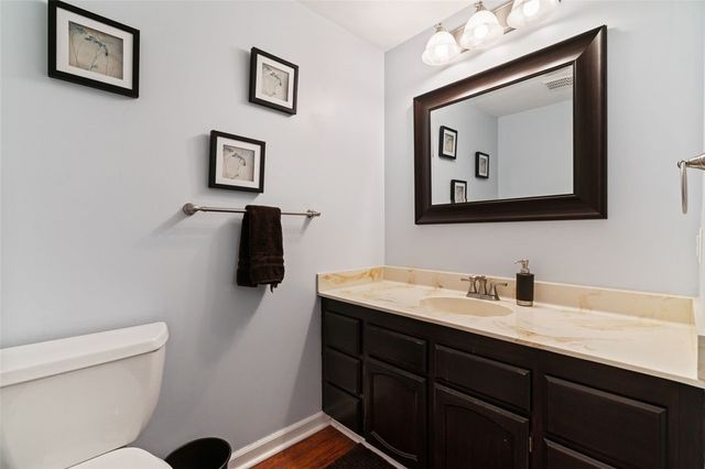 1557 Pinehurst, Upper St Clair, PA 15241