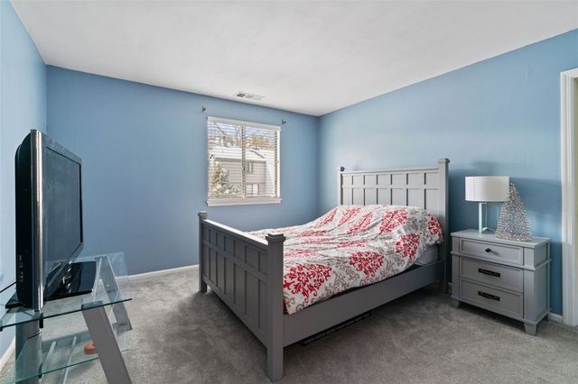 1557 Pinehurst, Upper St Clair, PA 15241