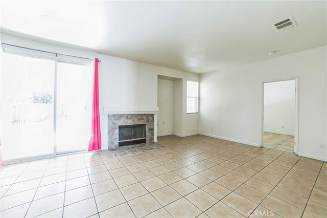 13279 Kootenay, Victorville, CA 92395