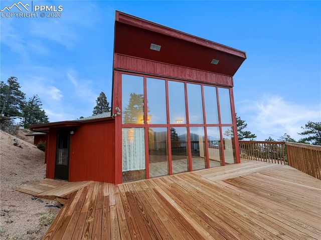 550 Upper Vista Road, Manitou Springs, CO 80829