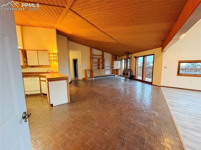 550 Upper Vista Road, Manitou Springs, CO 80829