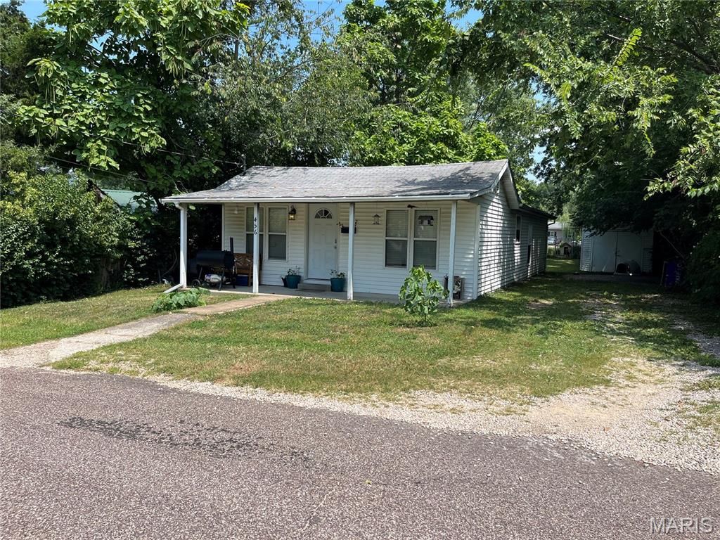 456 Fair Street, Sullivan, MO 63080