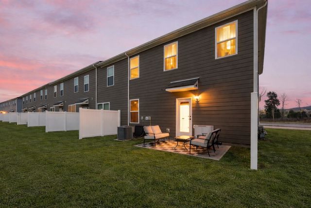 470 Waterfowl Way, Lebanon, TN 37090