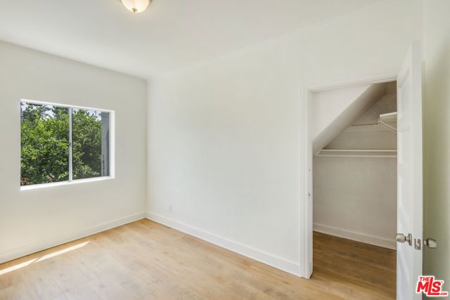 1827 W 24th Street, Los Angeles, CA 90018