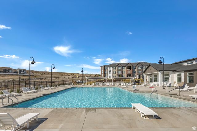 1028 N FREEMAN DR, Saratoga Springs, UT 84045