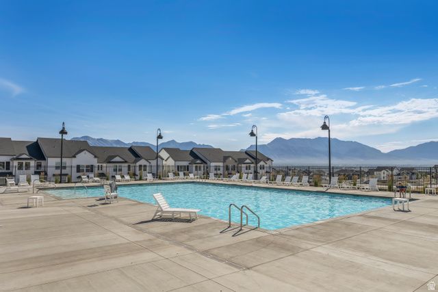 1028 N FREEMAN DR, Saratoga Springs, UT 84045