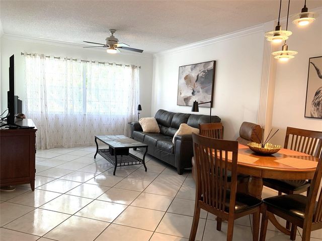 5003 NW 35th Street 508, Lauderdale Lakes, FL 33319