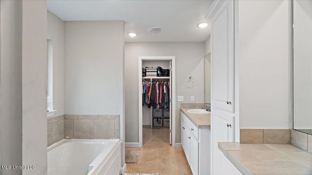 640 Statesman Drive, Byram, MS 39272