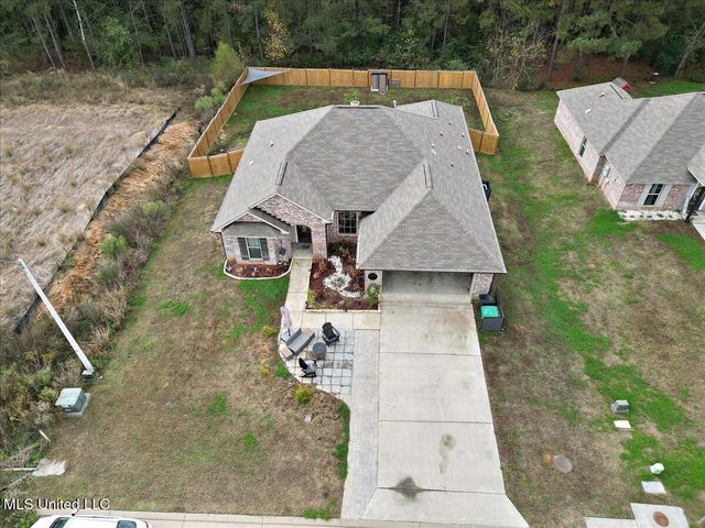 640 Statesman Drive, Byram, MS 39272