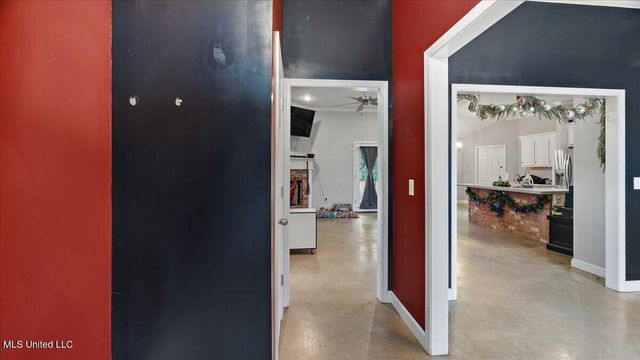 640 Statesman Drive, Byram, MS 39272